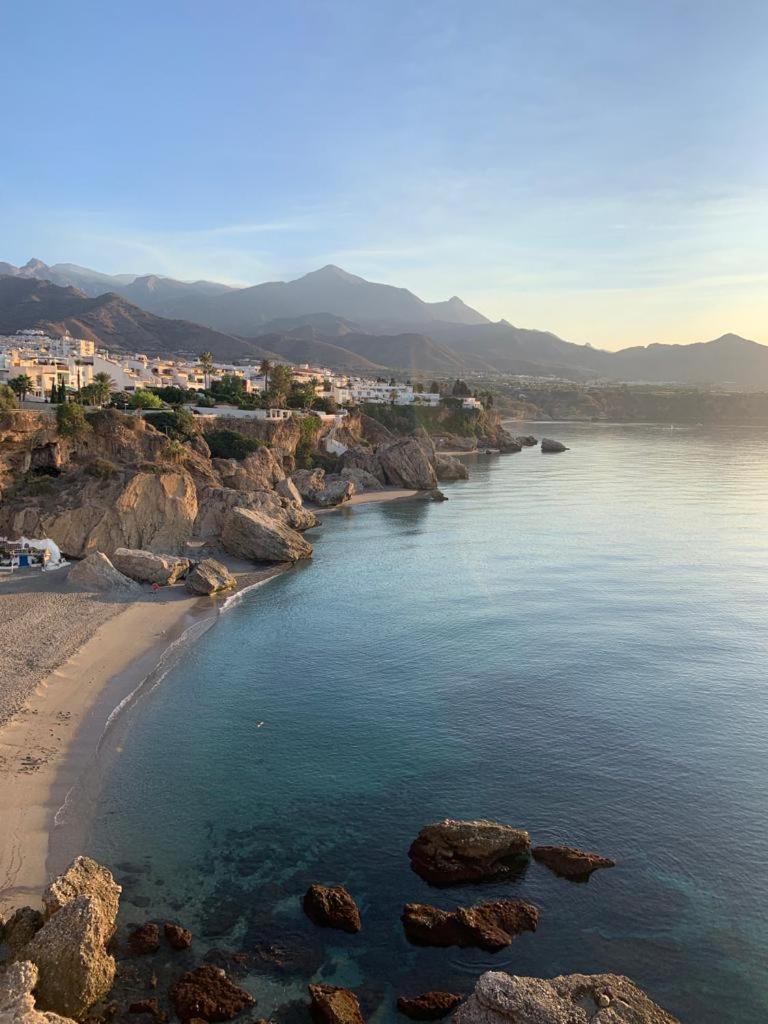 Luxury Sea View 2 Bedroom Apartment By Maison Jaken Nerja Extérieur photo